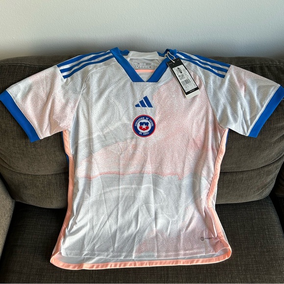 adidas Tops - Adidas Authentic Chile National Team IA2521 Futbol Soccer Jersey Women’s Sz: M